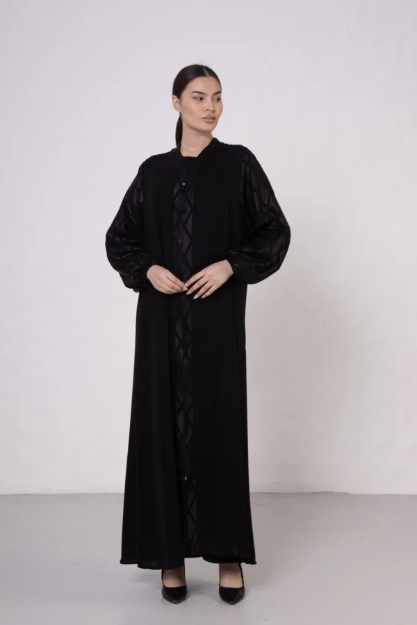 Diamond Pattern Abaya with Elastic Cuffs