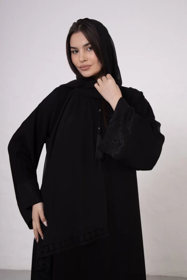 Plain Abaya with Scarf Pattern Detail at the Wrists