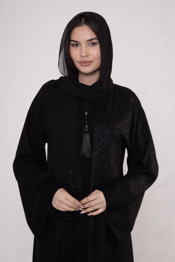 Scarf Pattern Zippered Abaya