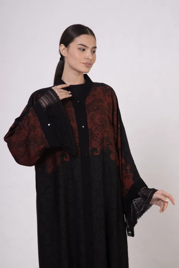VS-Inspired Tuğra Print Abaya