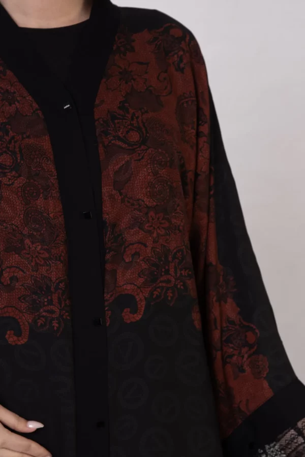 VS-Inspired Tuğra Print Abaya