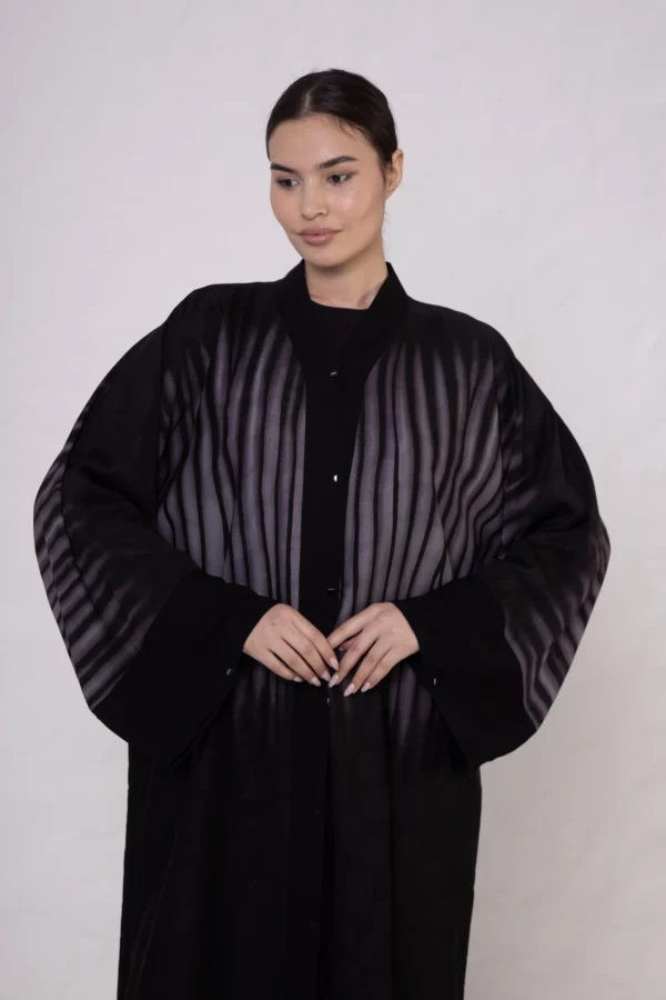 VS-Inspired Print Lilac Abaya