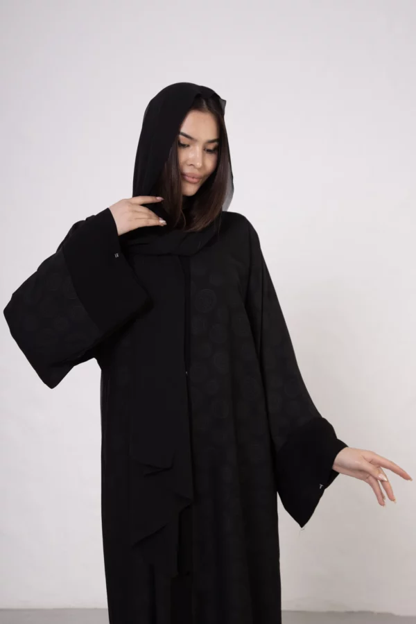 Abaya with Water-Effect